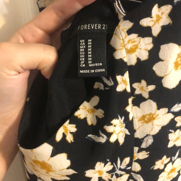 Forever 21 floral dress - Picture 4 of 5
